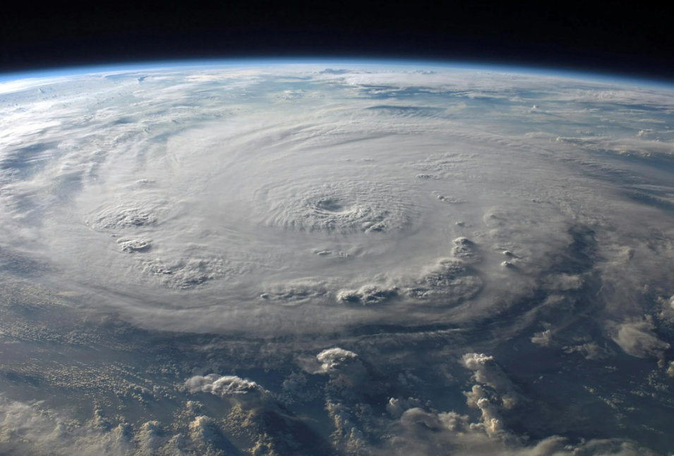 Swarms of Automated Weather Stations to critical early warning systems